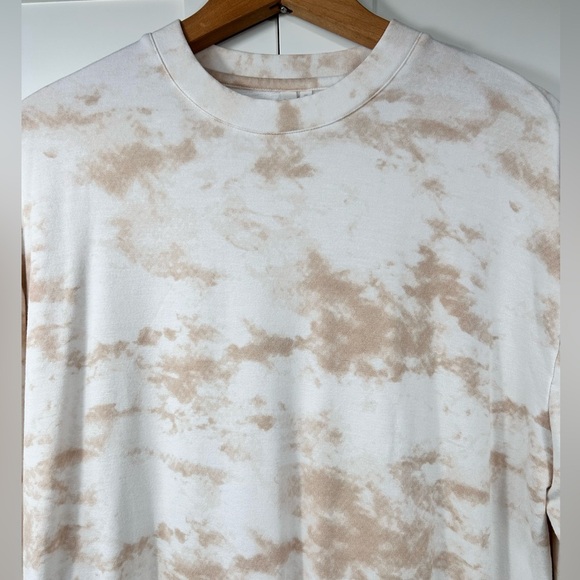 Miiyu’s by Simons long sleeve sporty lounge dress, Large, cream tie-dye, Casual - Picture 4 of 5